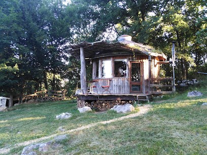 Cabane ronde écolo, Chambre d'Hôtes à Rimont