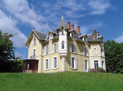 Le Domaine Des Soyeux, Chambre d'Hôtes à Saint-Julien-Molin-Molette