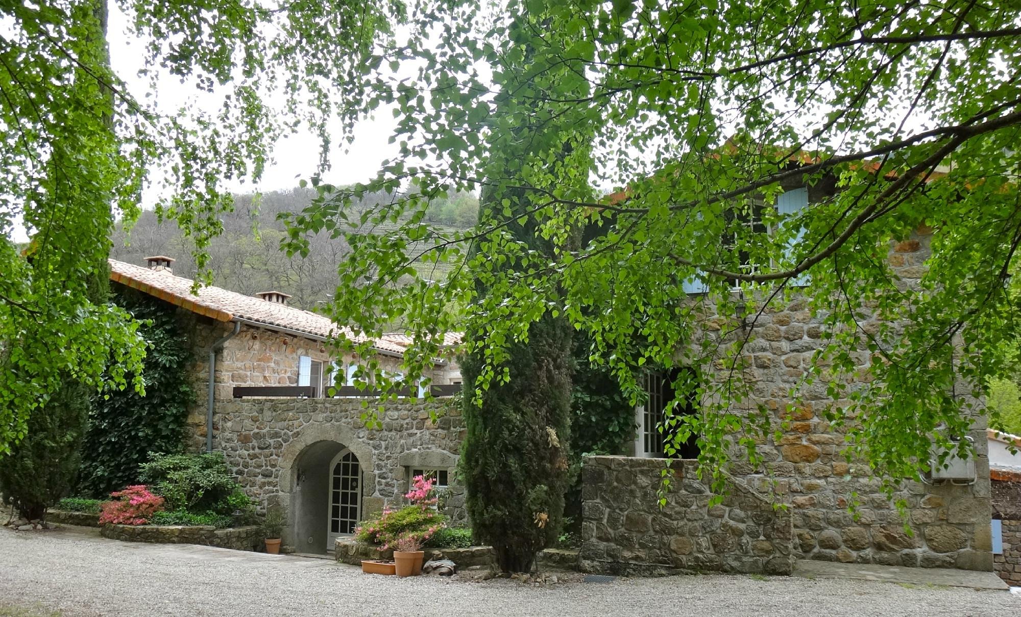 Le Moulinage Chabriol, Location De Vacances à Saint-Pierreville