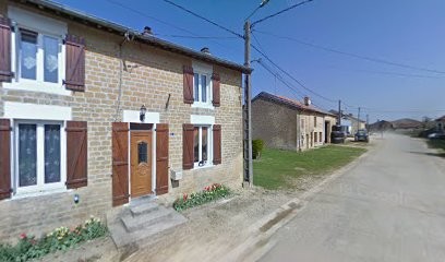 Chambre privée à la ferme, Chambre d'Hôtes à Authe