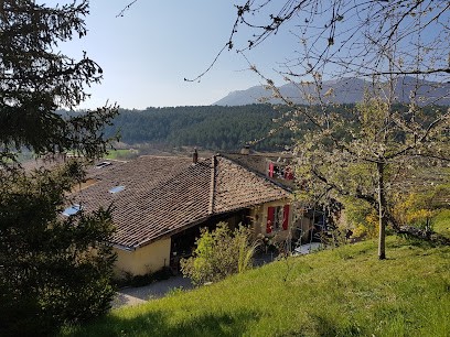 La Grange D'Agnès, Chambre d'Hôtes à Montmaur-en-Diois