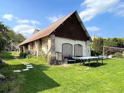 Relais de Poste des Templiers, Maison d'Hôtes à Jouaignes