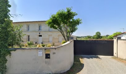 Chambre Vigne Avec Salle De Bain Privée, Chambre d'Hôtes à Lugon-et-l'Île-du-Carnay