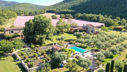 La Font de Counet: Maison de vacances de charme, avec piscine et spa, à la campagne dans le Luberon, Alpes-de-Haute-Provence, Location de Vacances à Lardiers