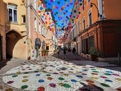 Sylvie BARON - Chambres d'hôtes, Chambre d'Hôtes à Romans-sur-Isère