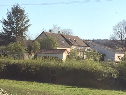 Les 2 Tilleuls, Chambre d'Hôtes à La Roche-en-Brenil