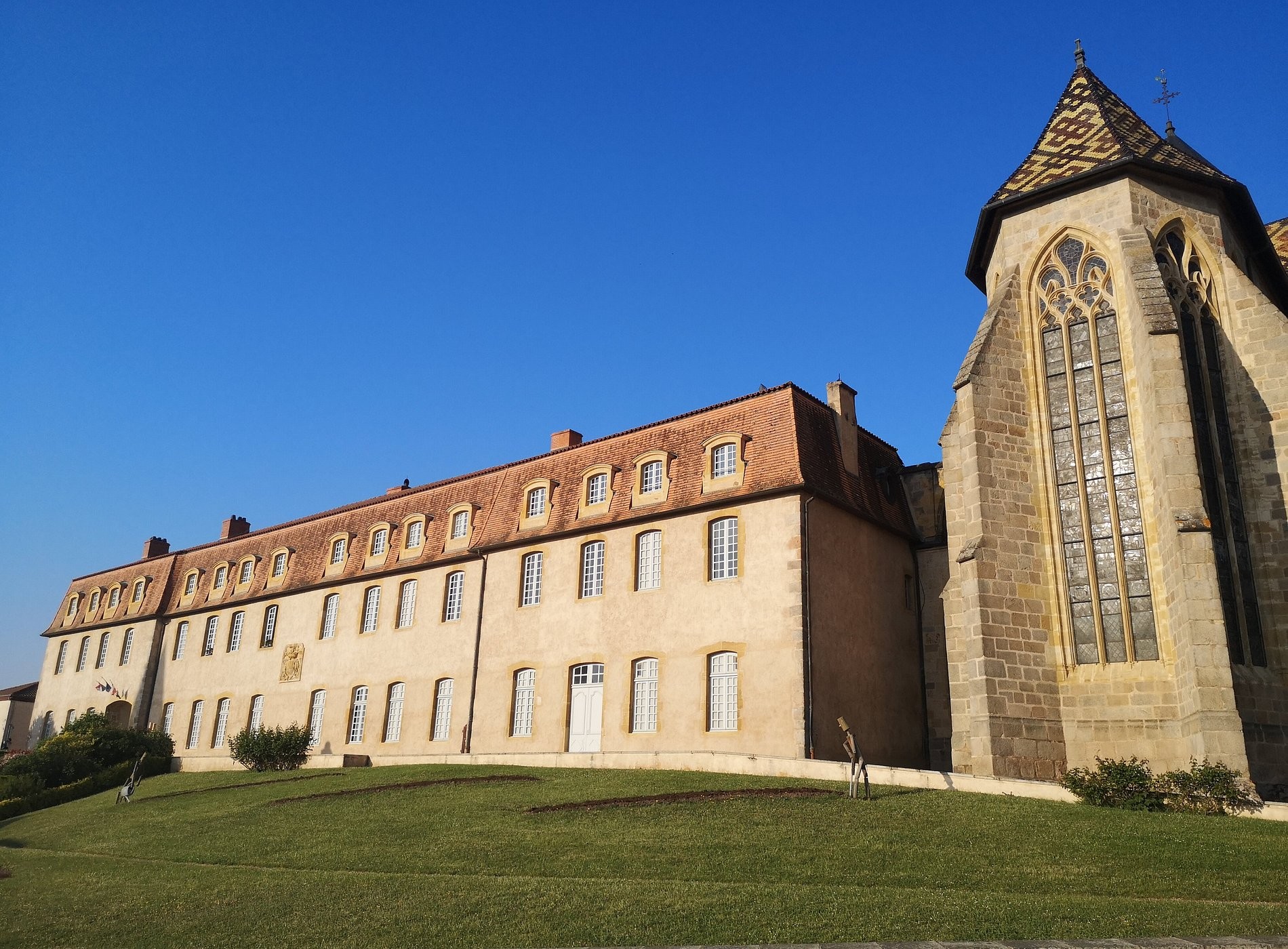 Gites Le Lancelot, Chambre d'Hôtes à Ambierle