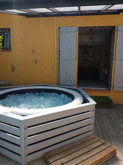 Aux 2 Saveurs Chambre D' hotes, Chambre d'Hôtes à Pia