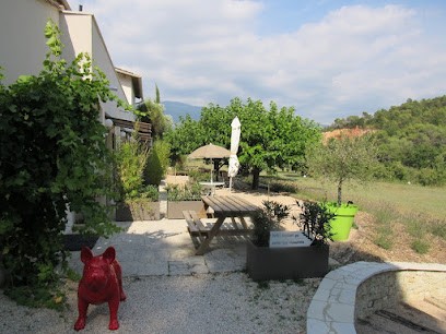 La Sidoine Résidence vacances de 4 gîtes indépendants, Location de Vacances à Crillon-le-Brave