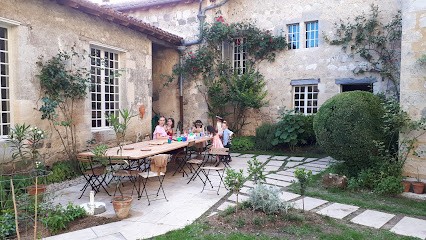 Logis du château - Gîte de prestige 16 pers. / Lot et Garonne, Location de Vacances à Poudenas