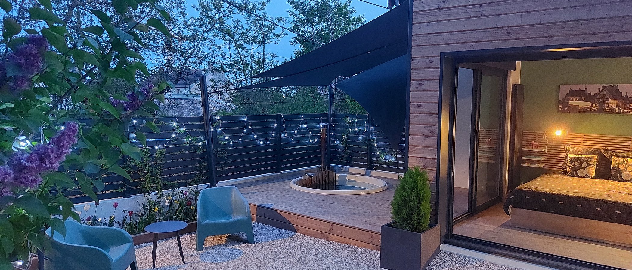 Le Jardin Des Ecureuils & Spa - Nuit Insolite À Dijon, Maison D'hôtes à Dijon
