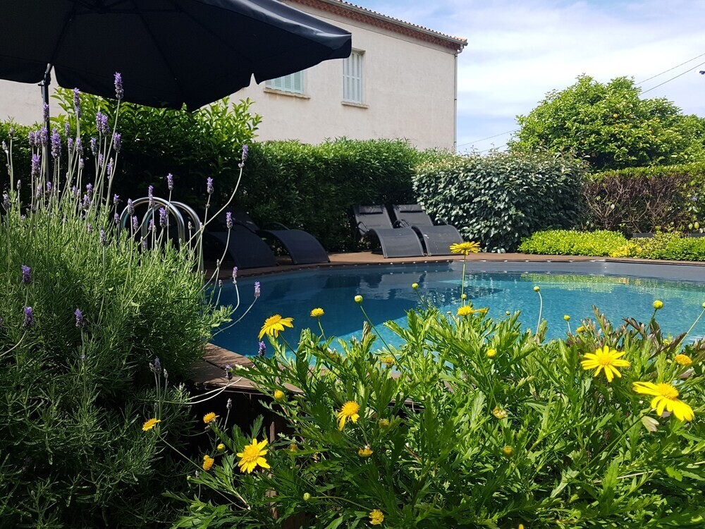 A l'ombre du clocher, Chambre d'Hôtes à Calenzana