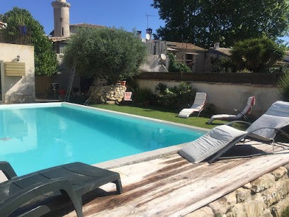 Maison de vacances avec piscine dans le Gard, au calme pour 6 personnes, proche plage, Nîmes, Montpellier et des Cévennes, Location de Vacances à Saint-Côme-et-Maruéjols