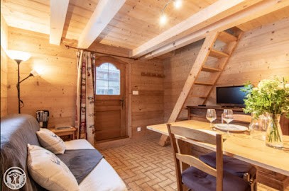 Gîte De France- Le Grenier, Location de Vacances aux Clefs