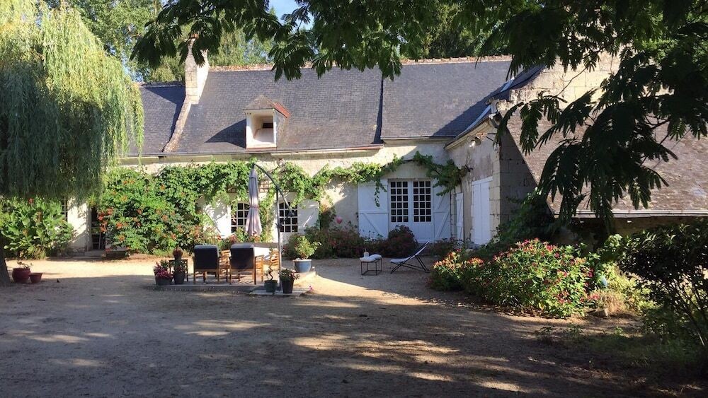 Le Moulin Bertrand, Chambre d'Hôtes à Benais