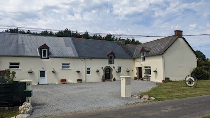The Old Farmhouse, Location De Vacances à Mohon