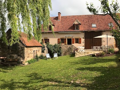 Gîte Le Mur, Location de Vacances à Oyé