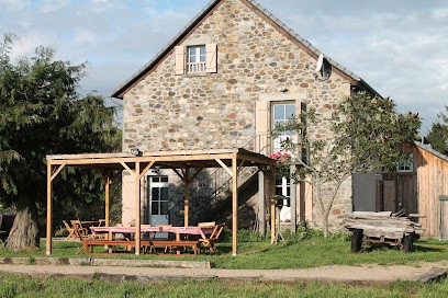 Les Roches D'artense, Chambre d'Hôtes à Champs-sur-Tarentaine-Marchal