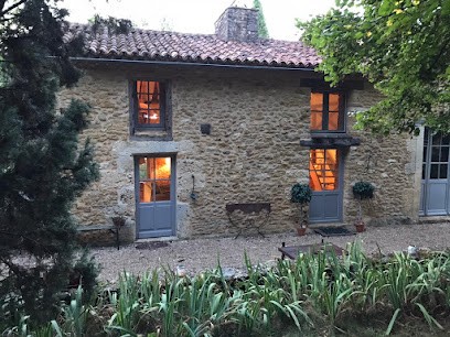 Champs de Fraises, Chambre d'Hôtes à Saint-Amand-de-Vergt