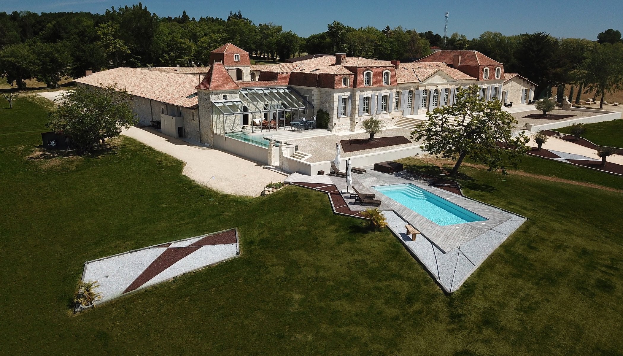 Château Prieuré Marquet, Chambre d'Hôtes à Saint-Martin-du-Bois