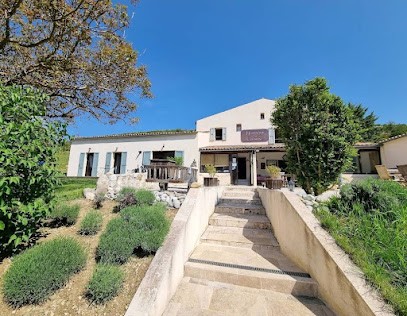 Domaine De La Graou, Chambres à Partir De 90 Euros Pour 2 Petit Dejeuner Compris, Studio, Roulotte De Charme, Chambre d'Hôtes à La Palud-sur-Verdon