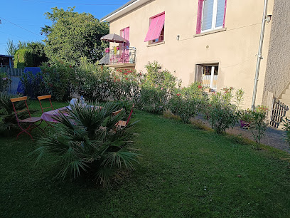 Chez Nous, Chambre D'hôtes à Nantheuil