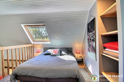 Gîte De Keropars - La Campagne Au Bord De La Mer, Location de Vacances à Lanmeur