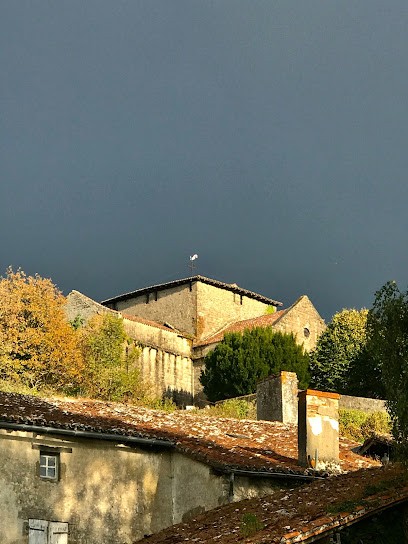 La Grange Terrou, Location de Vacances à Confolens