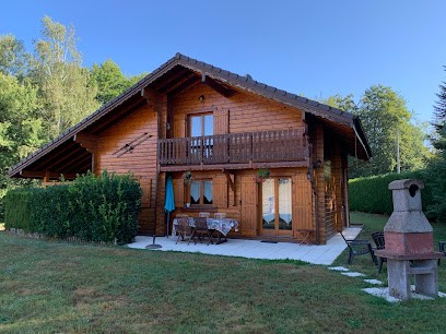 Chalet Le Paradis, Location de Vacances à Saint-Nabord