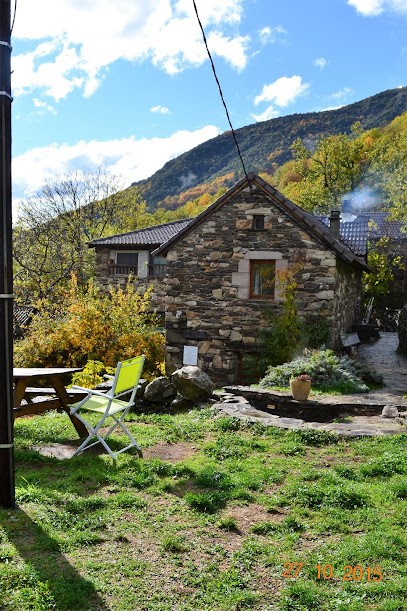 Trinquier Arlette, Chambre d'Hôtes à Dompnac