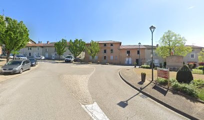 ADAPEI Association Des Amis Et Parents D'Enfants Inadaptés, Chambre d'Hôtes à Saint-Paul-de-Varax