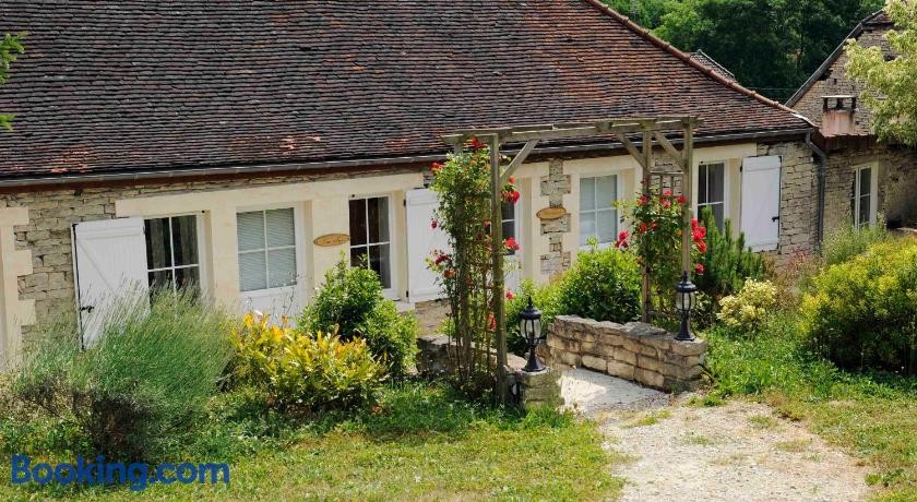 LE GOLURET - Chambres & Table D’hôtes - Espace Bien-être & Spa, Chambre d'Hôtes à Couvignon