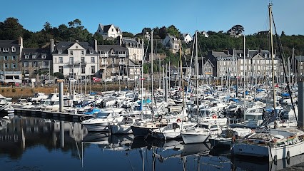 La Croix Saint Gilles, Location de Vacances au Mené