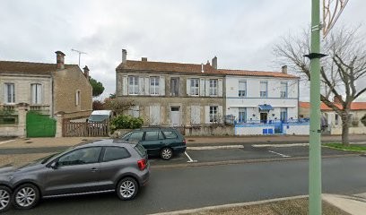 Agréable chambre cosy, Chambre d'Hôtes à Tonnay-Charente