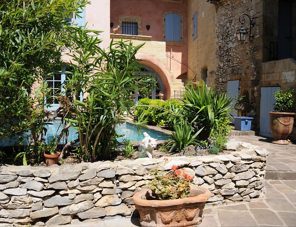 Le Clos De La Pousterle, Chambre d'Hôtes à Saint-Bonnet-du-Gard