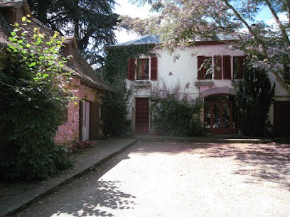 Chambres D'Hotes Et Gite CLOSERIE DU GUILHAT, Chambre d'Hôtes à Salies-de-Béarn