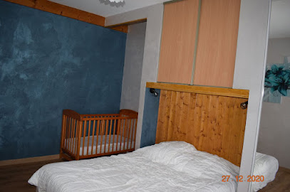 Gite Le Garenne Location De Vacances à Saint-Sauves-d'Auvergne