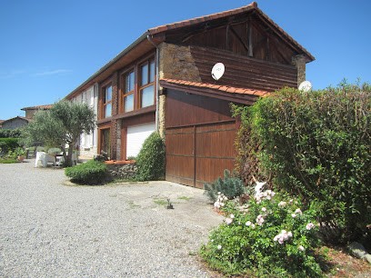 Le LoftAtypique, Chambre d'Hôtes à Villeneuve-de-Rivière