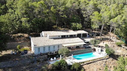 MaisonC Chambres d’Hôtes Provence, Chambre d'Hôtes à Cabasse