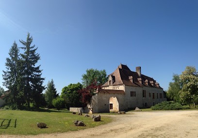 Domaine du Terrou, Maison d'Hôtes à Gramat