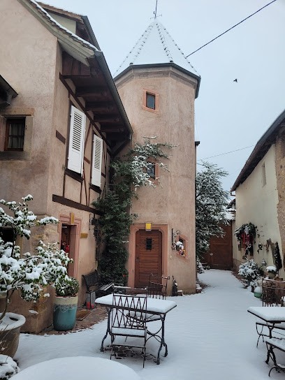 Chambres d'hôtes La Tour des Fées, Chambre d'Hôtes à Mittelbergheim