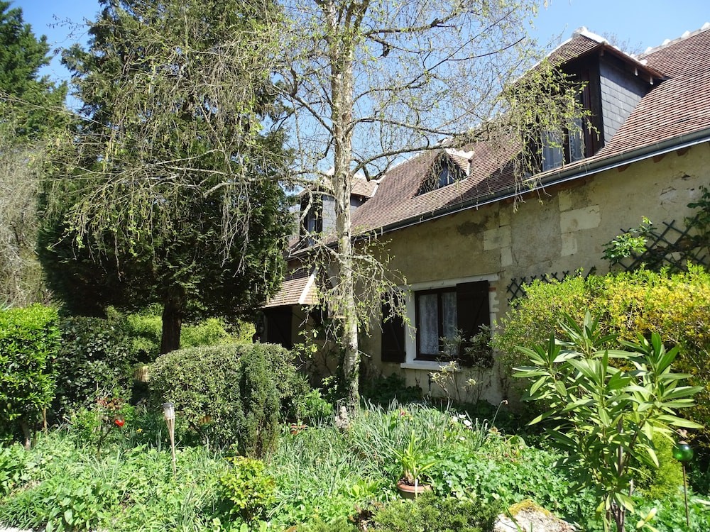 Le moulin de la Follaine, gîte et chambres d'hôtes, Chambre d'Hôtes à Azay-sur-Indre