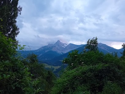 gite de loche, Location de Vacances à Quet-en-Beaumont