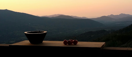 Christian Costa, Location De Vacances à Lama