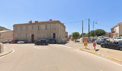 Aroeven de Paris, Chambre d'Hôtes à Cargèse