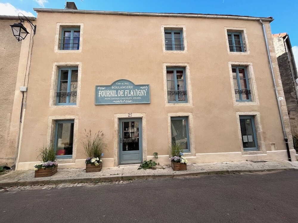Le Fournil de Flavigny- Bed & Breakfast-The Bakery Rooms, Chambre d'Hôtes à Flavigny-sur-Ozerain
