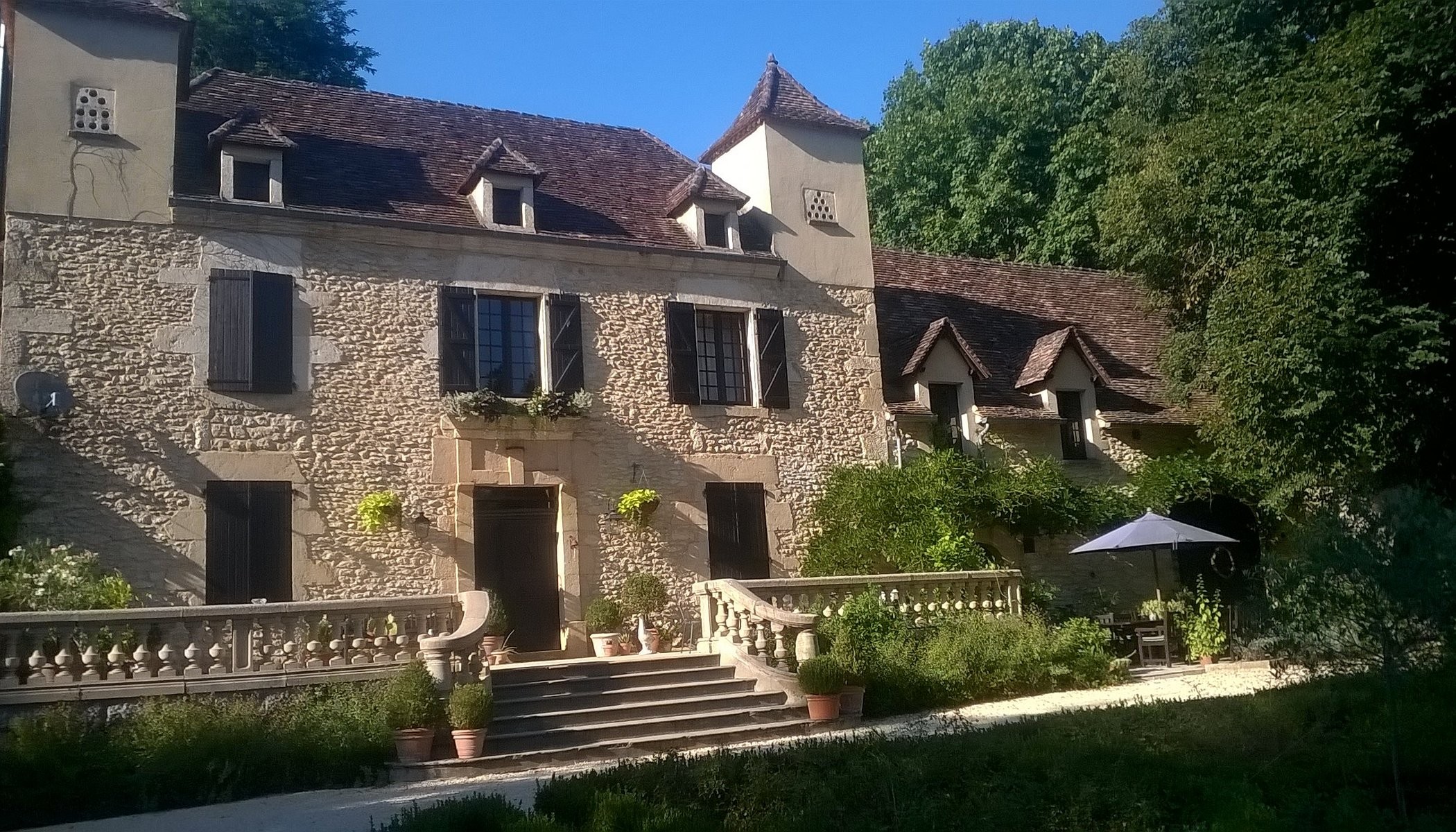 Le Manoir Des Tuileries, Chambre d'Hôtes à Rouffilhac