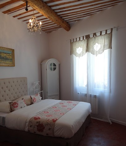 Villa Colonna Appartements, Location de Vacances à Manosque