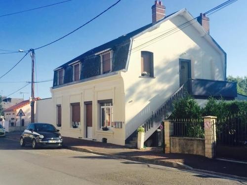 Le Coq En Pate, Chambre d'Hôtes à Péronne