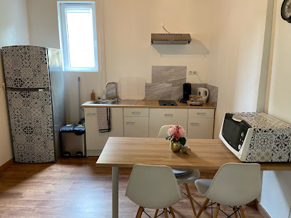 Le Gîte Du Menuisier (Alsace). Petits Chalets Près De Mulhouse Location De Vacances à Riedisheim
